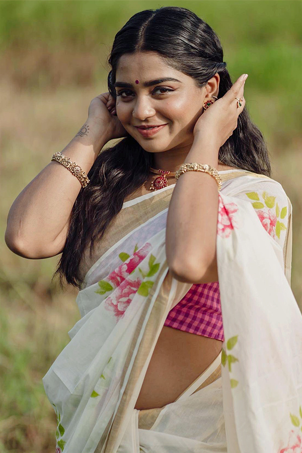 Celebrities Onam 2023 Festival Celebration Photos celebrities-onam-2023-festival-celebration-photos